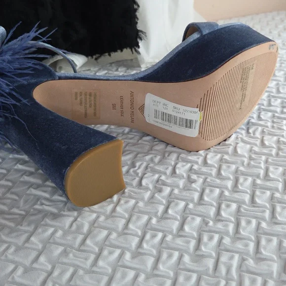 Antonio Melani Womans Powder Blue Platforms  9 Ostrich Feathers Leather Velvet - Picture 7 of 12